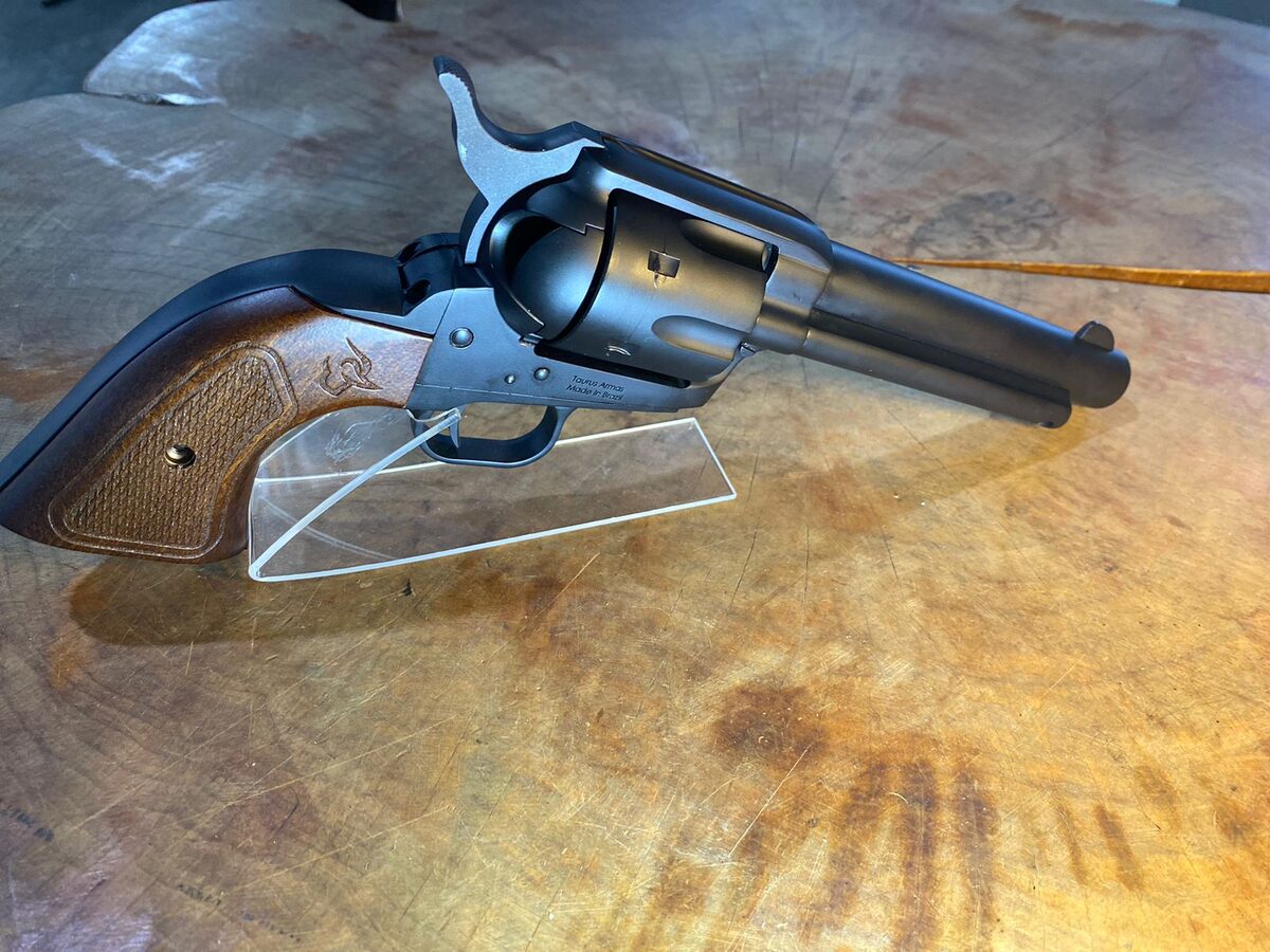 Revólver Taurus Imperador — foto 2